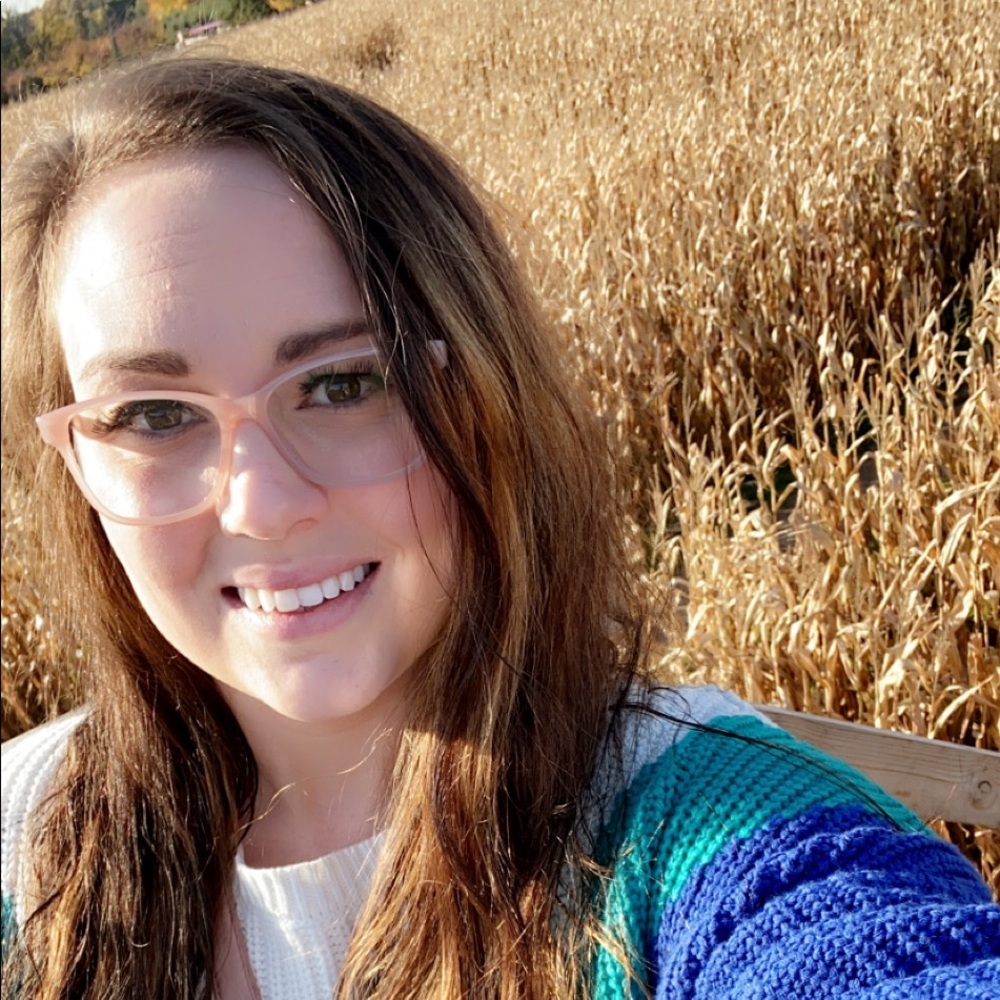 Meet your Posher, Krystle